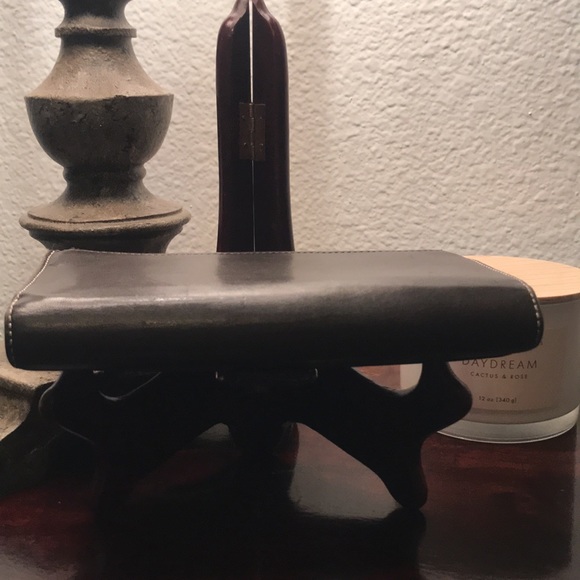 Coach Soho Wallet - Picture 5 of 6